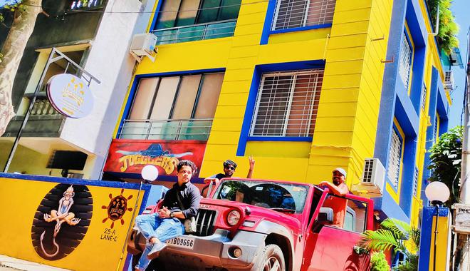Best Party Hostel in Pune | Party Hostel in India
