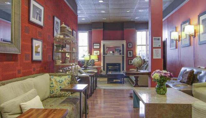 Best Party Hostel in Frisco | Party Hostel in United States